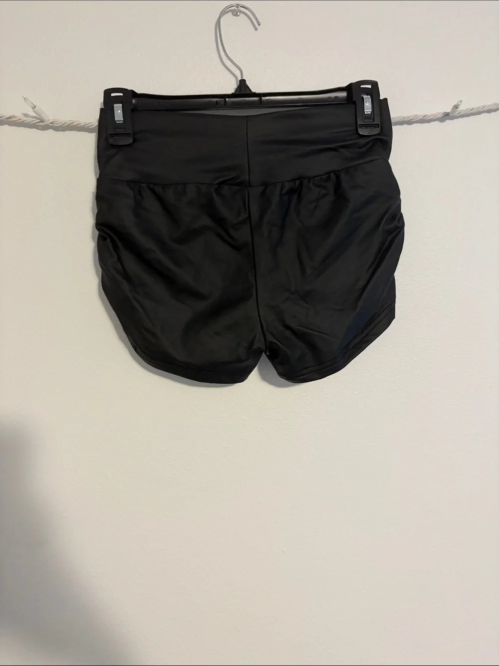 SHEIN Black High-Waist Ruched Side Workout Shorts